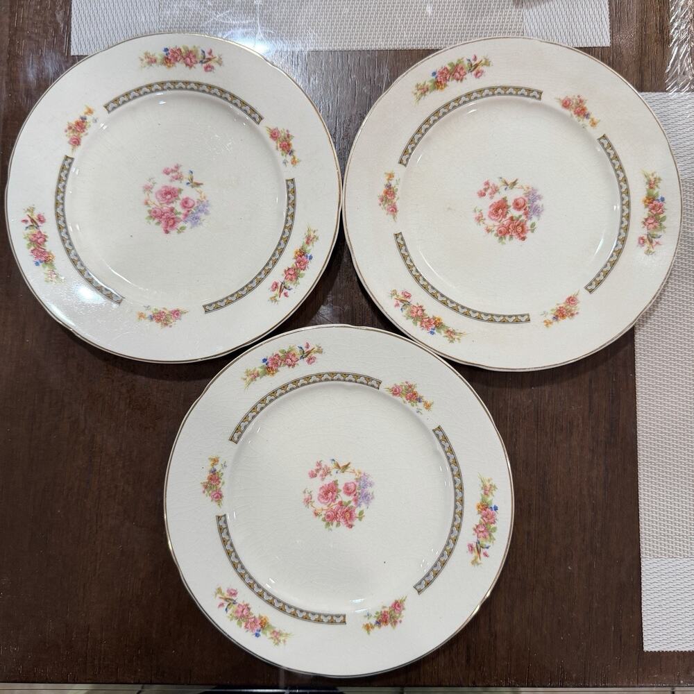 Antique W.H. Grindley & Co Chelsea Ivory Beauvais Bread Plates Set Of 3 - 7”